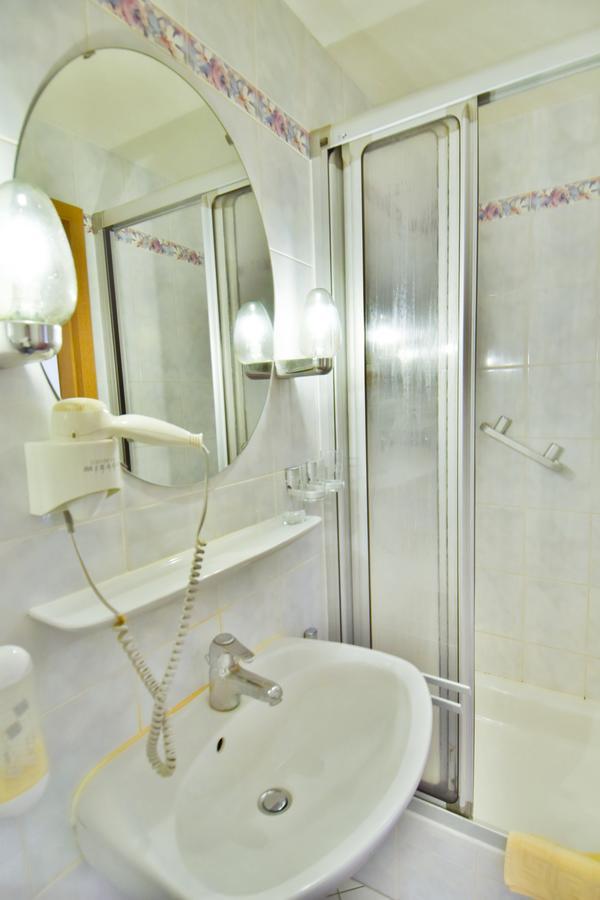 Villa Auszeit Hotel Garni Heringsdorf  Exteriör bild